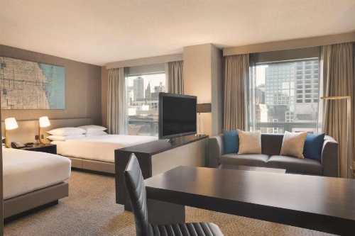 Hilton Chicago/Magnificent Mile Suites image 21